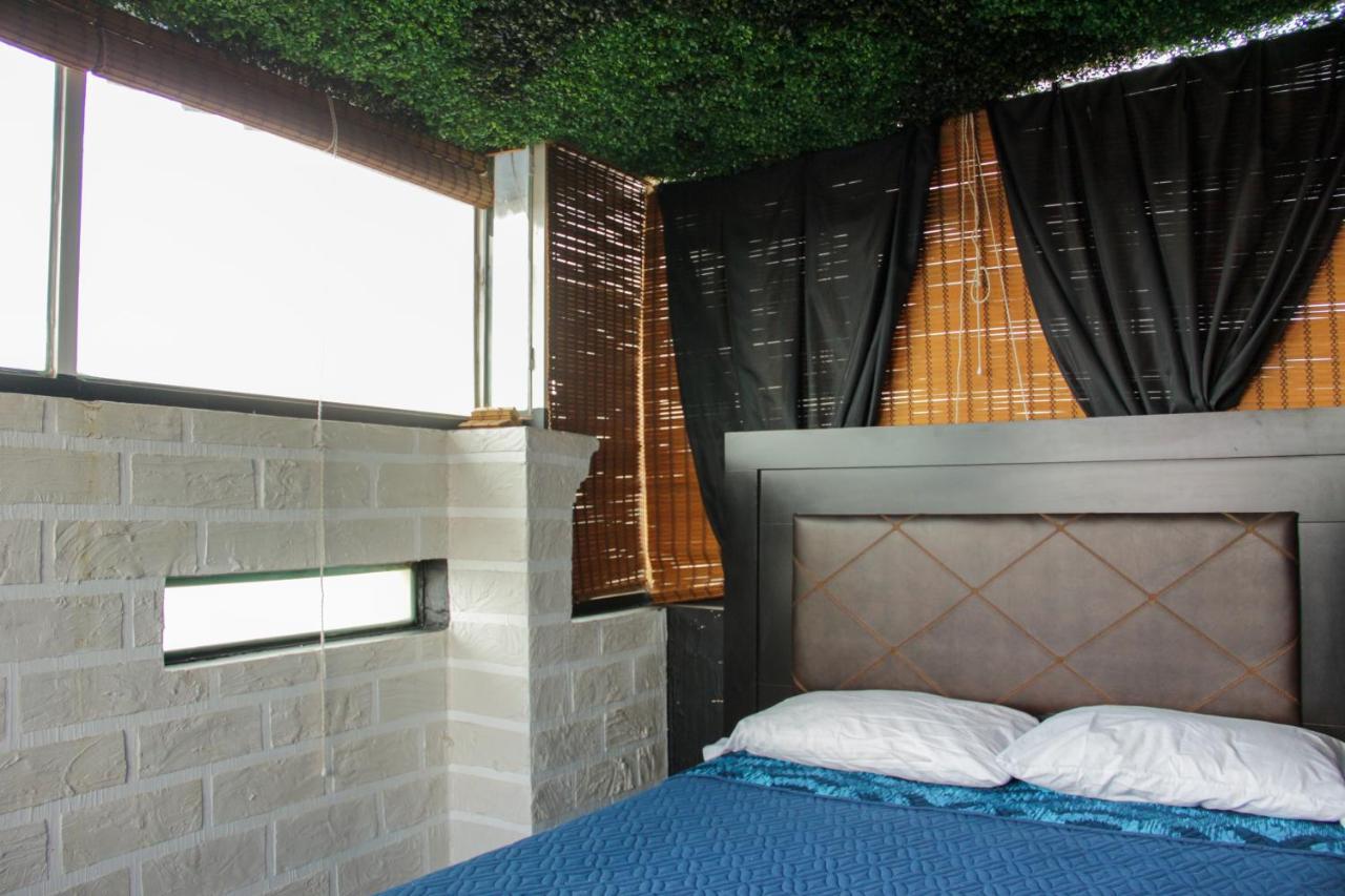 Hotel Boutique Charlotte Arandas Extérieur photo