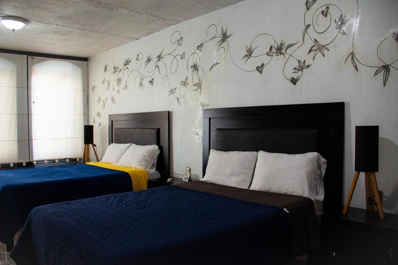 Hotel Boutique Charlotte Arandas Extérieur photo