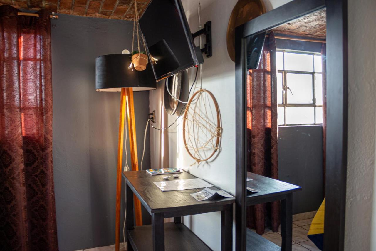 Hotel Boutique Charlotte Arandas Extérieur photo