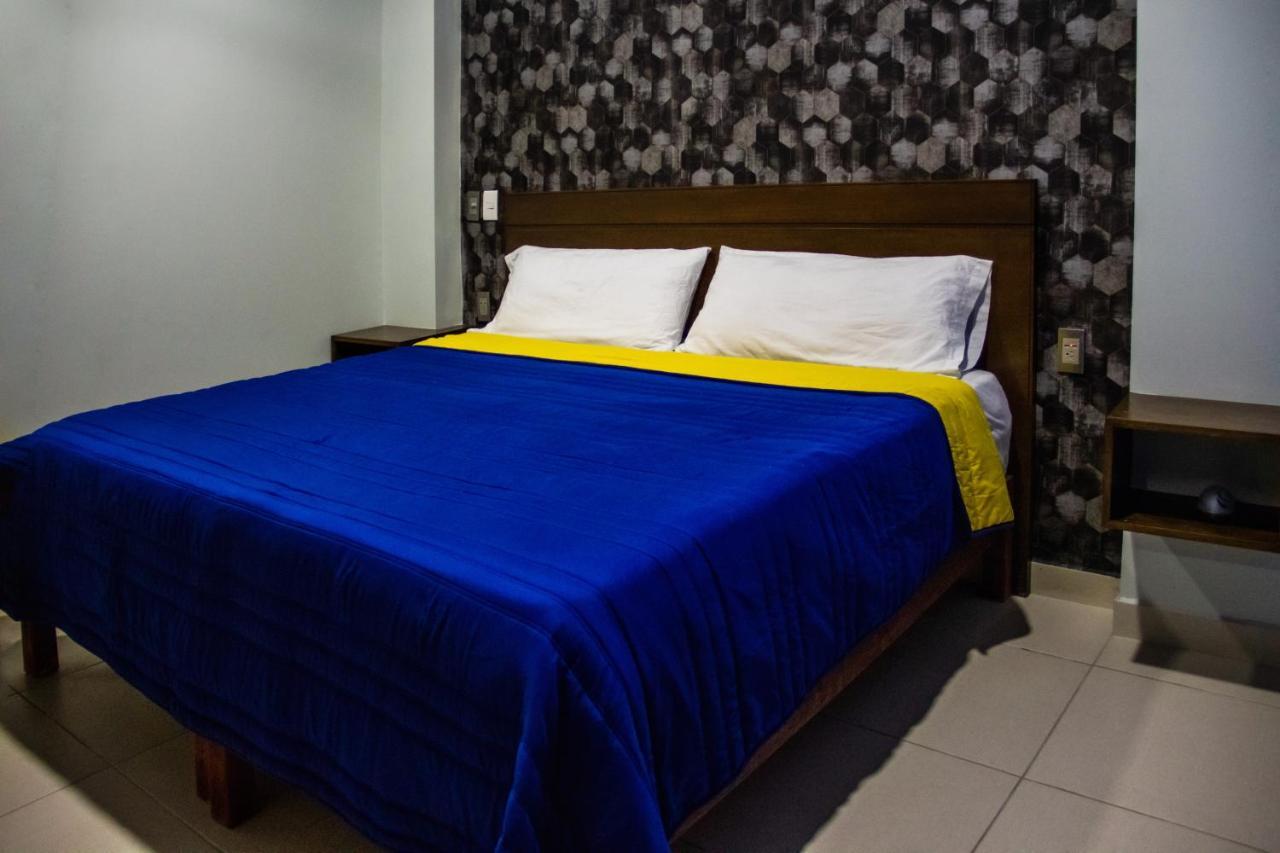 Hotel Boutique Charlotte Arandas Extérieur photo