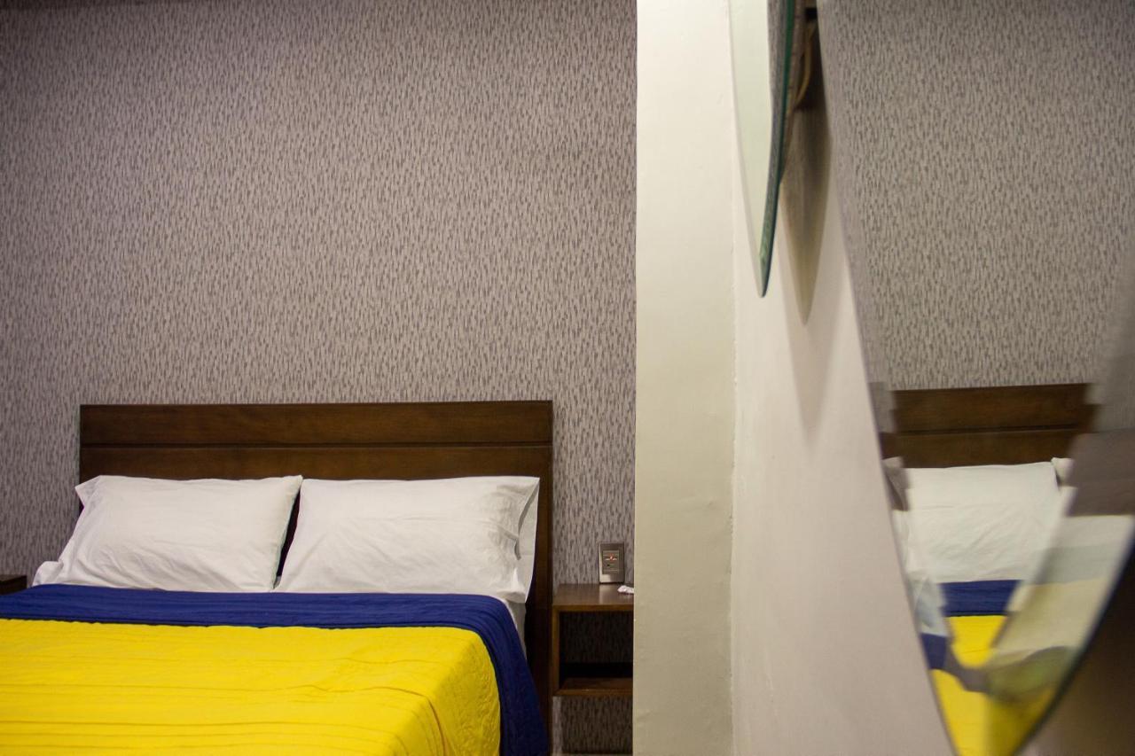 Hotel Boutique Charlotte Arandas Extérieur photo